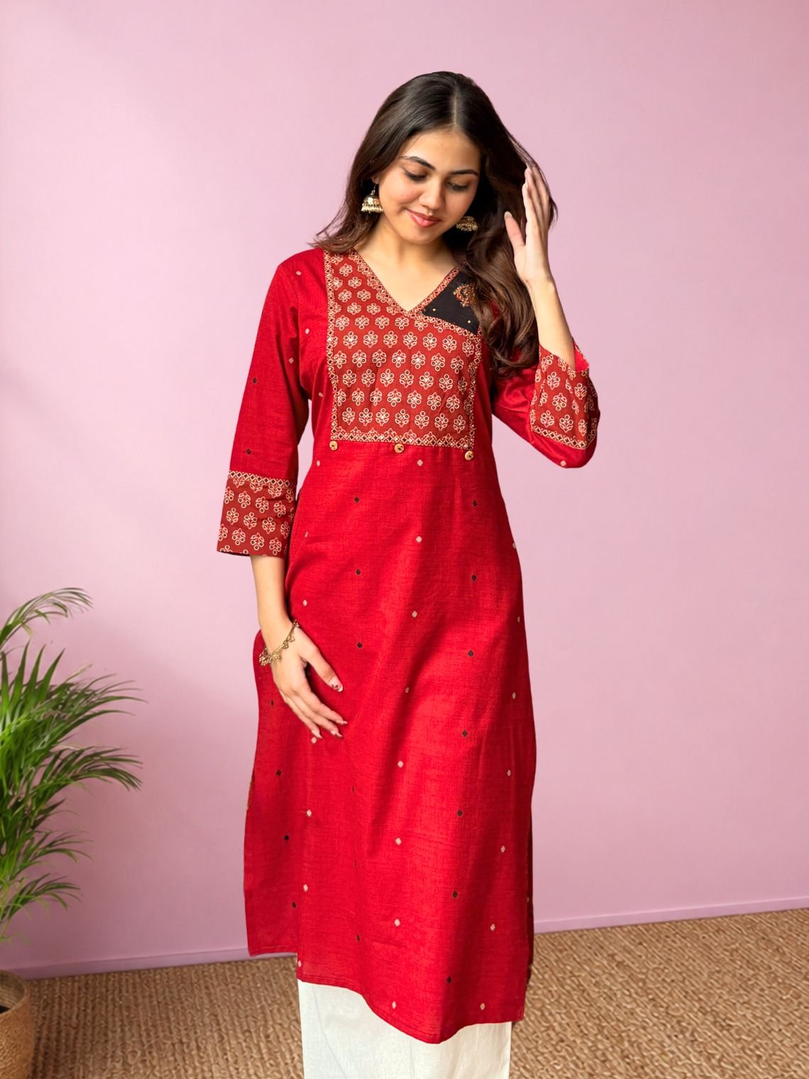 Saanjh Handloom Slub Cotton Straight Kurti with Handwork - Chowkhat Lifestyle
