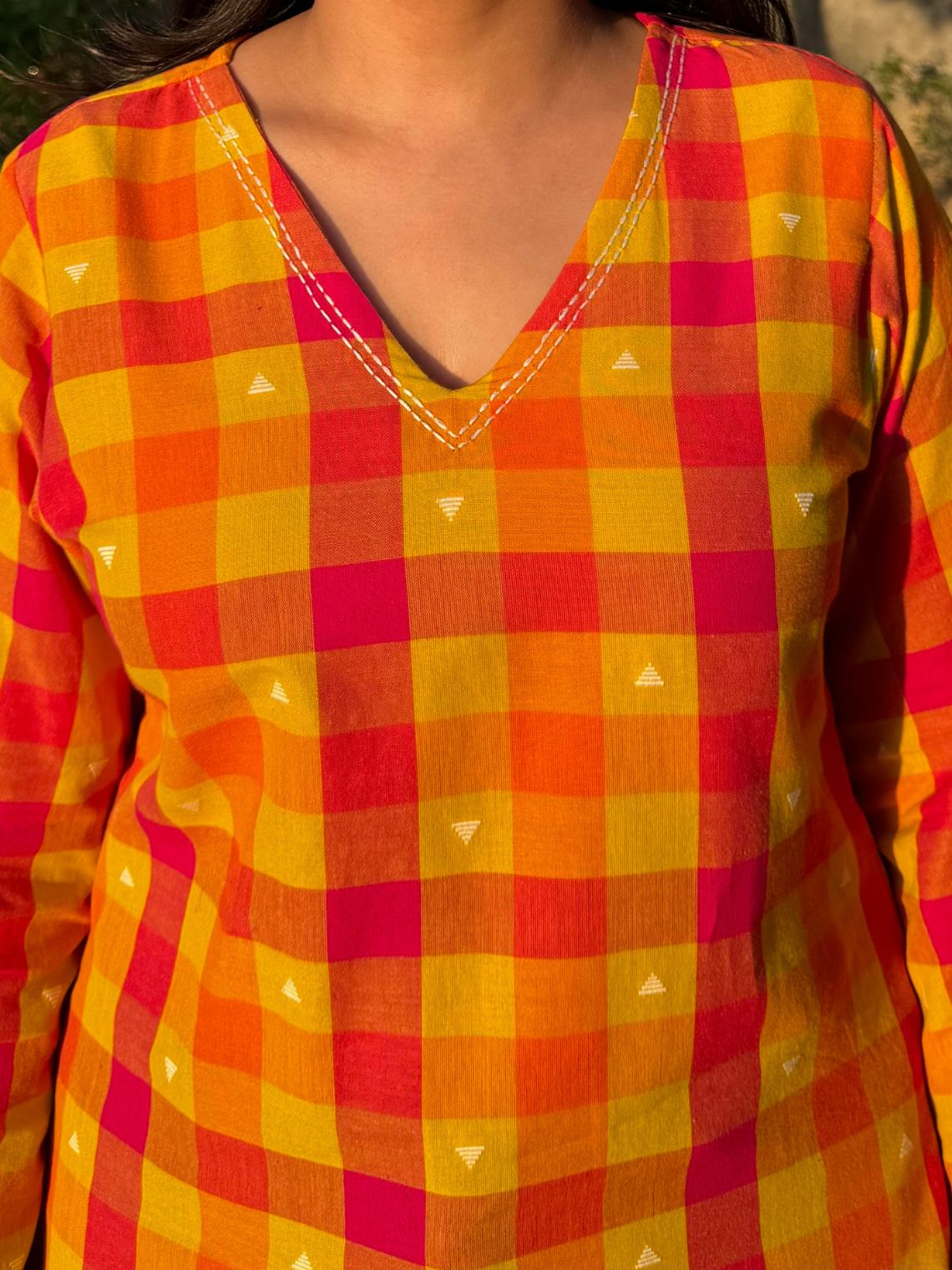 Katha Hand Embroidered Short Cotton Kurti - Chowkhat Lifestyle