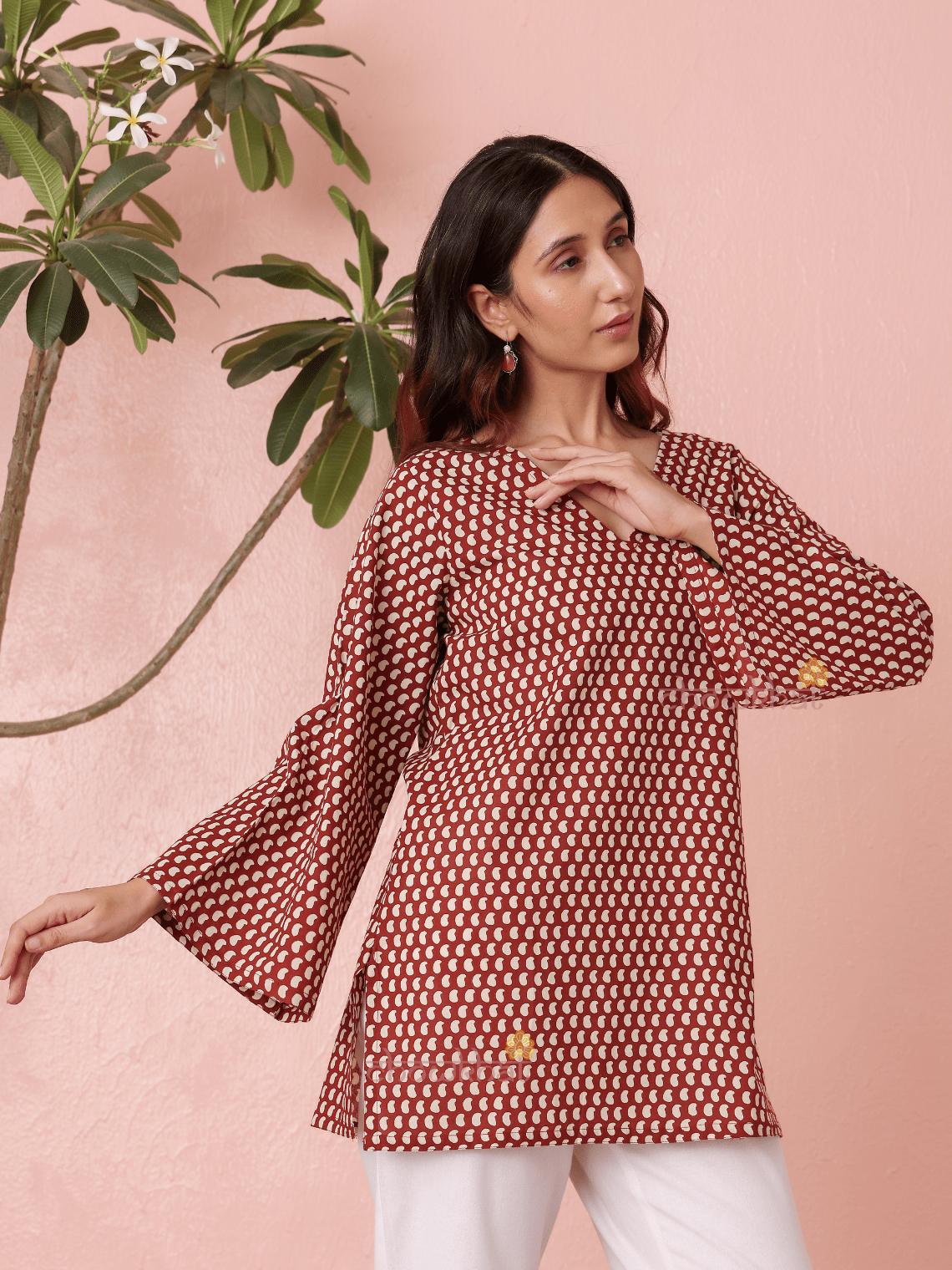 Ambar Short Hand Printed Cotton Kurti - Chowkhat Lifestyle