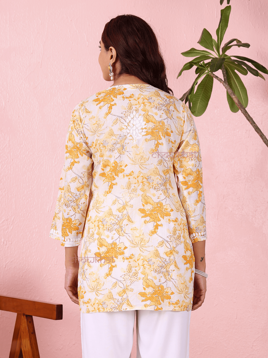 Sara Mul Cotton Straight Short Chikankari Kurti - Chowkhat Lifestyle