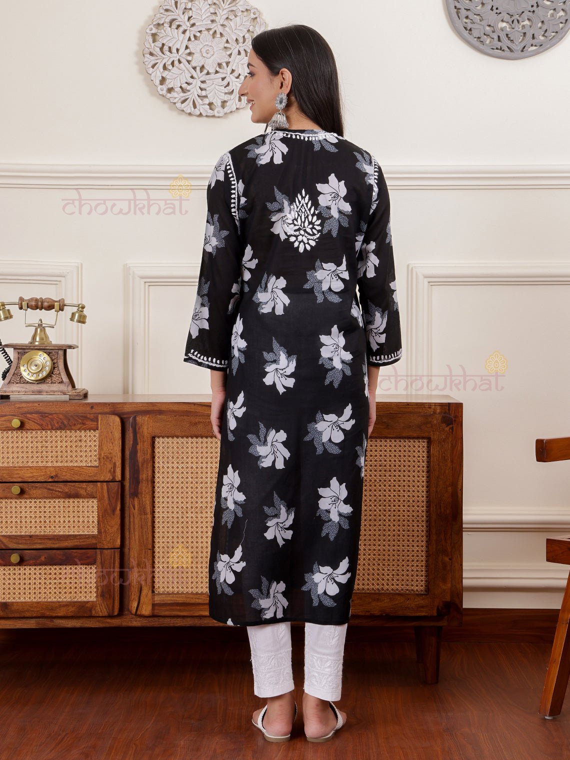 Hayat Mul Cotton Chikankari Kurti - Chowkhat Lifestyle