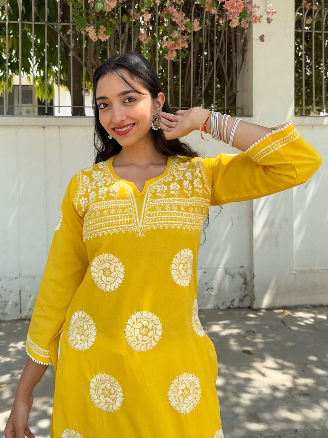 Sirat Mul Cotton Straight Chikankari Kurti with Lace Detailing - Chowkhat Lifestyle