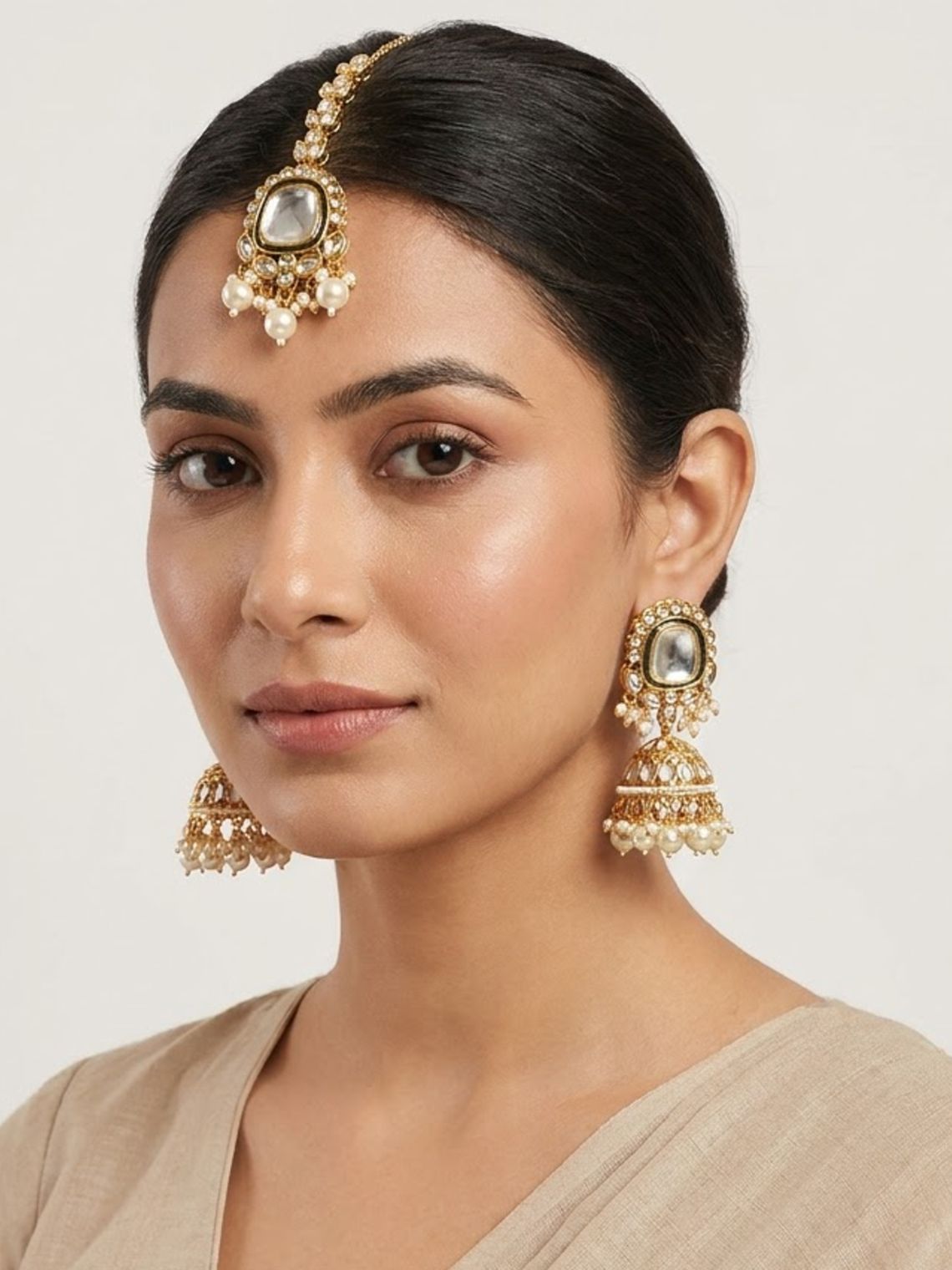 Mrinal Kundan Mangtikka and Pearl Jhumki set - Chowkhat Lifestyle