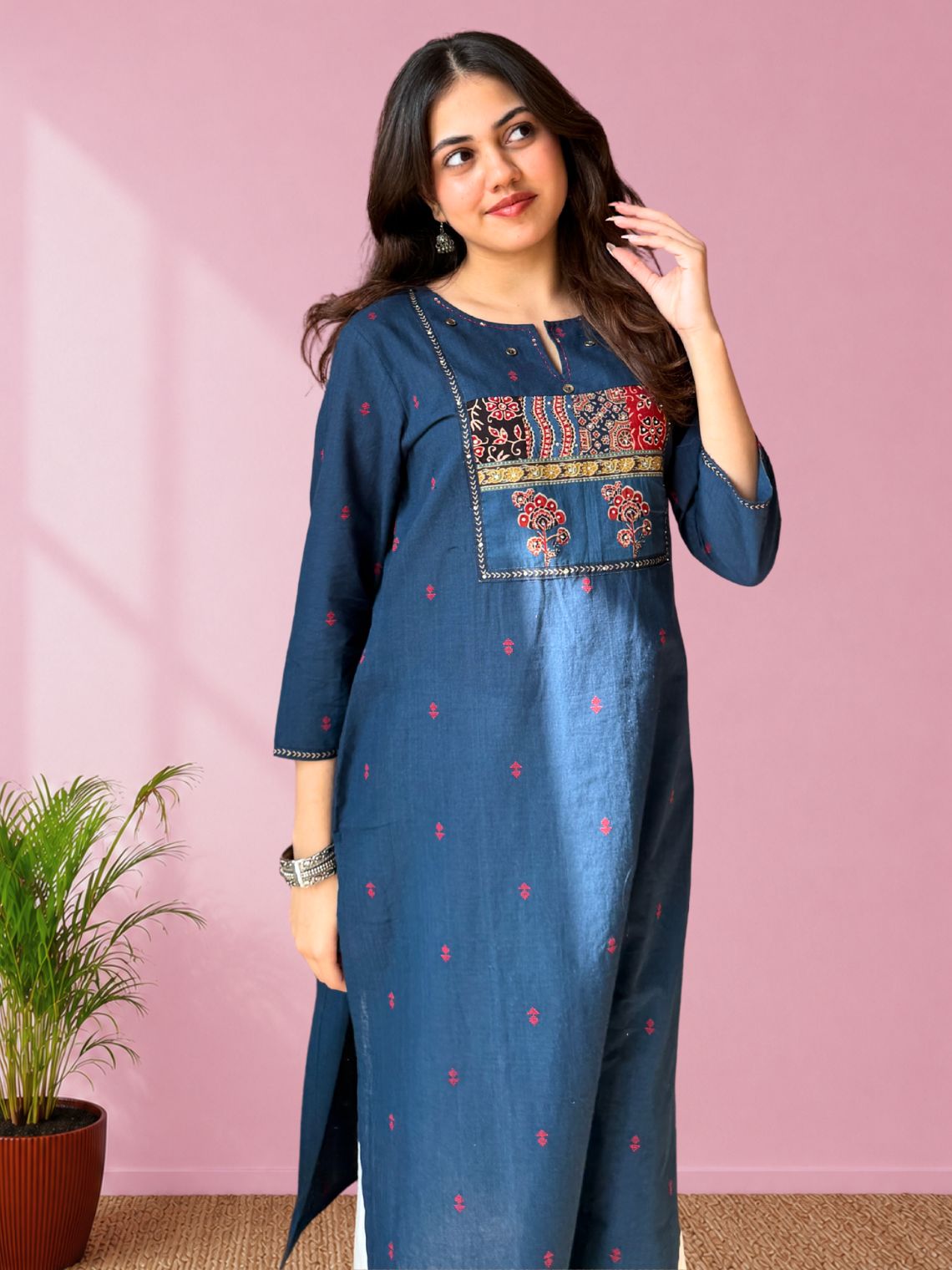 Saanjh Handloom Cotton Straight Kurti with Handwork - Chowkhat Lifestyle