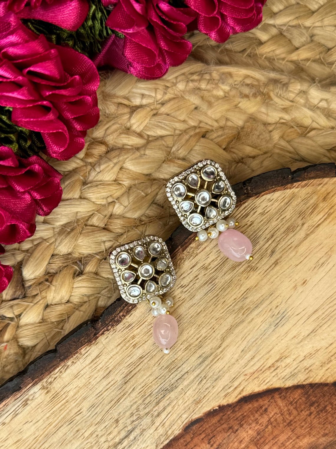 Kundan Stud Earrings with Pearl - Chowkhat Lifestyle