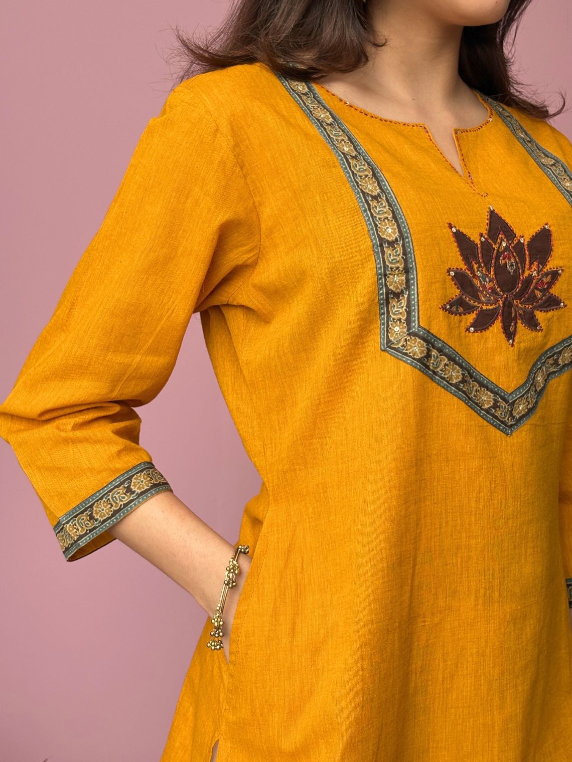 Saanjh Handloom Cotton Straight Kurti with Handwork - Chowkhat Lifestyle