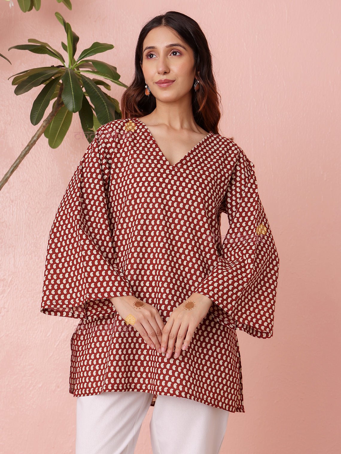 Ambar Short Hand Printed Cotton Kurti - Chowkhat Lifestyle