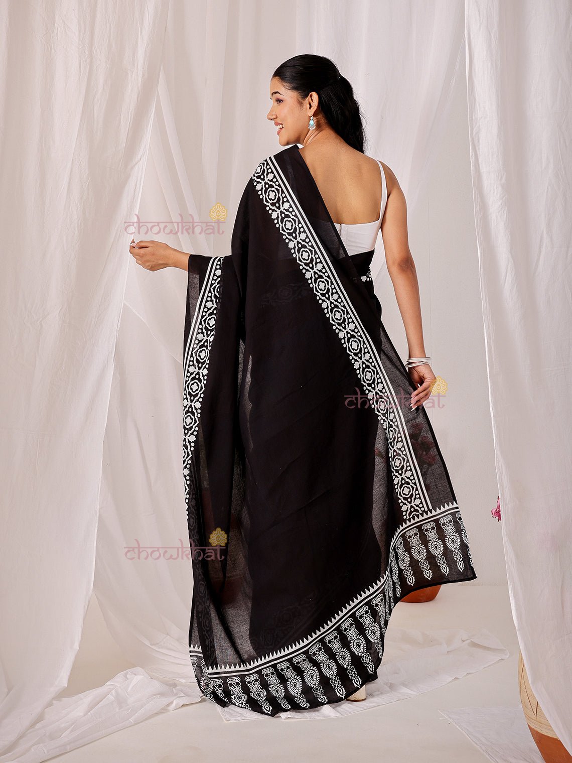 Koyal Pre - Draped Hand Printed Mul Cotton Saree - Chowkhat Lifestyle