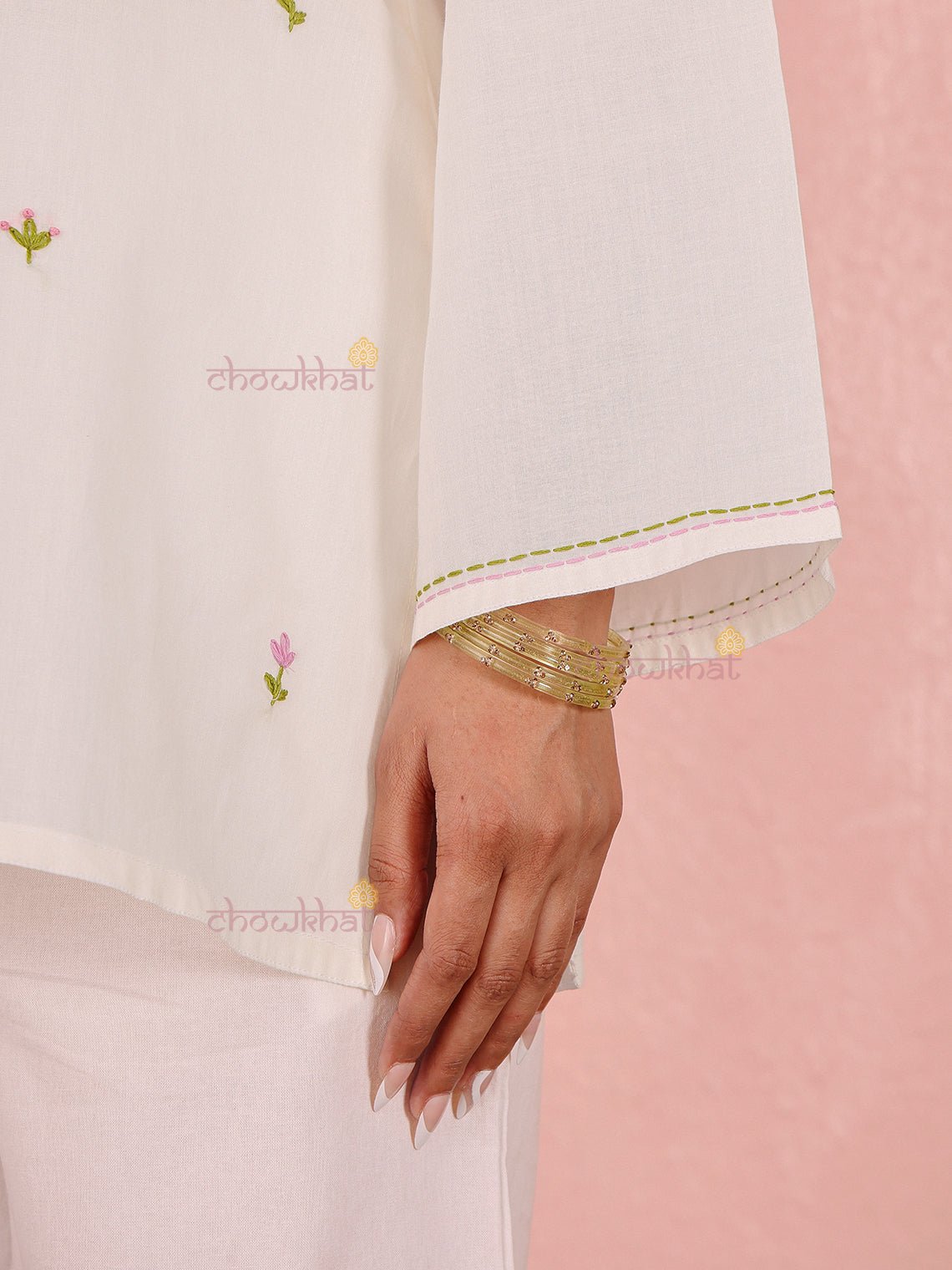 Hans Hand Embroidered Short Cotton Kurti - Chowkhat Lifestyle