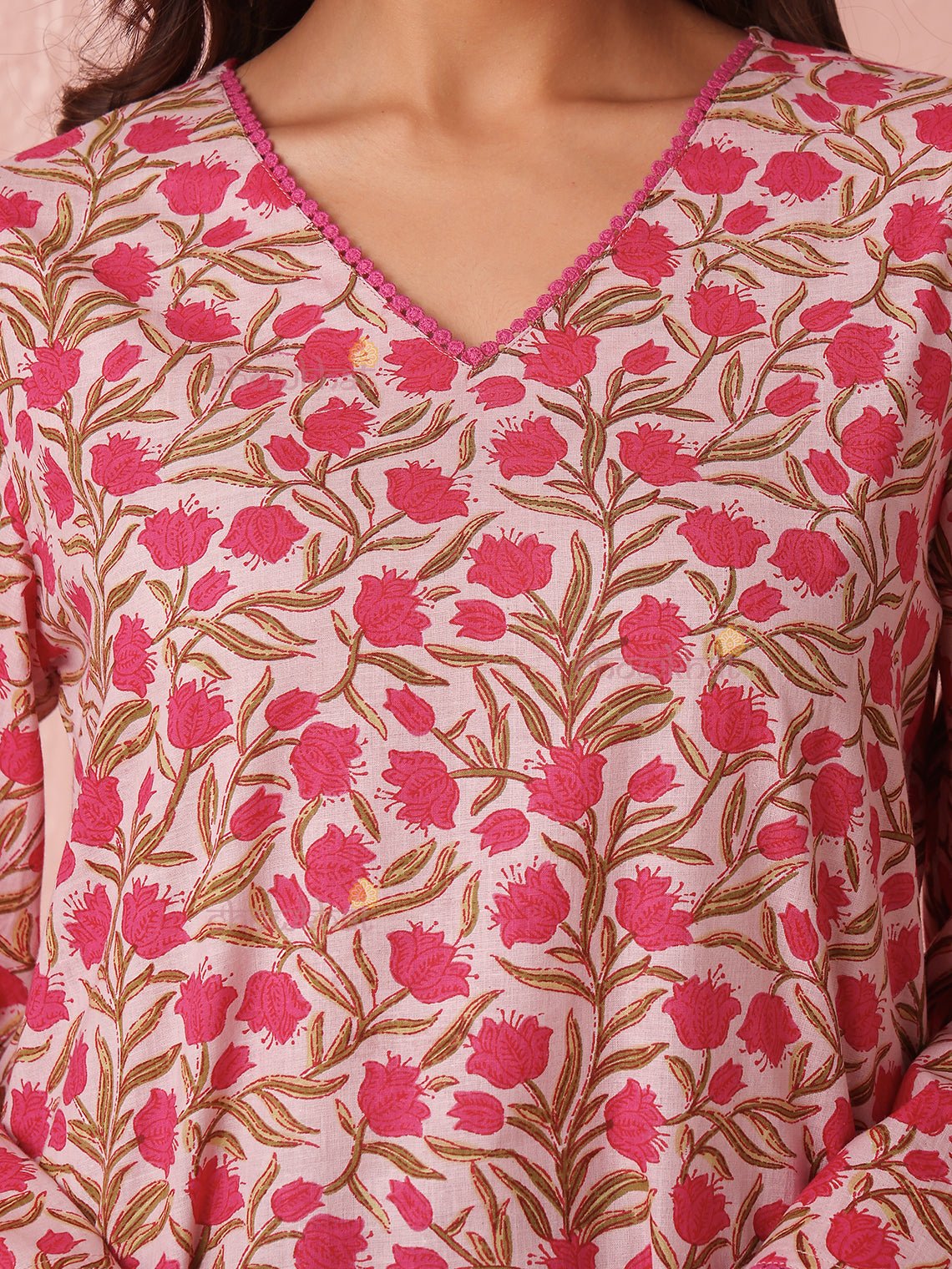 Aditi Short Cotton Kurti With Lace Detailing - Chowkhat Lifestyle