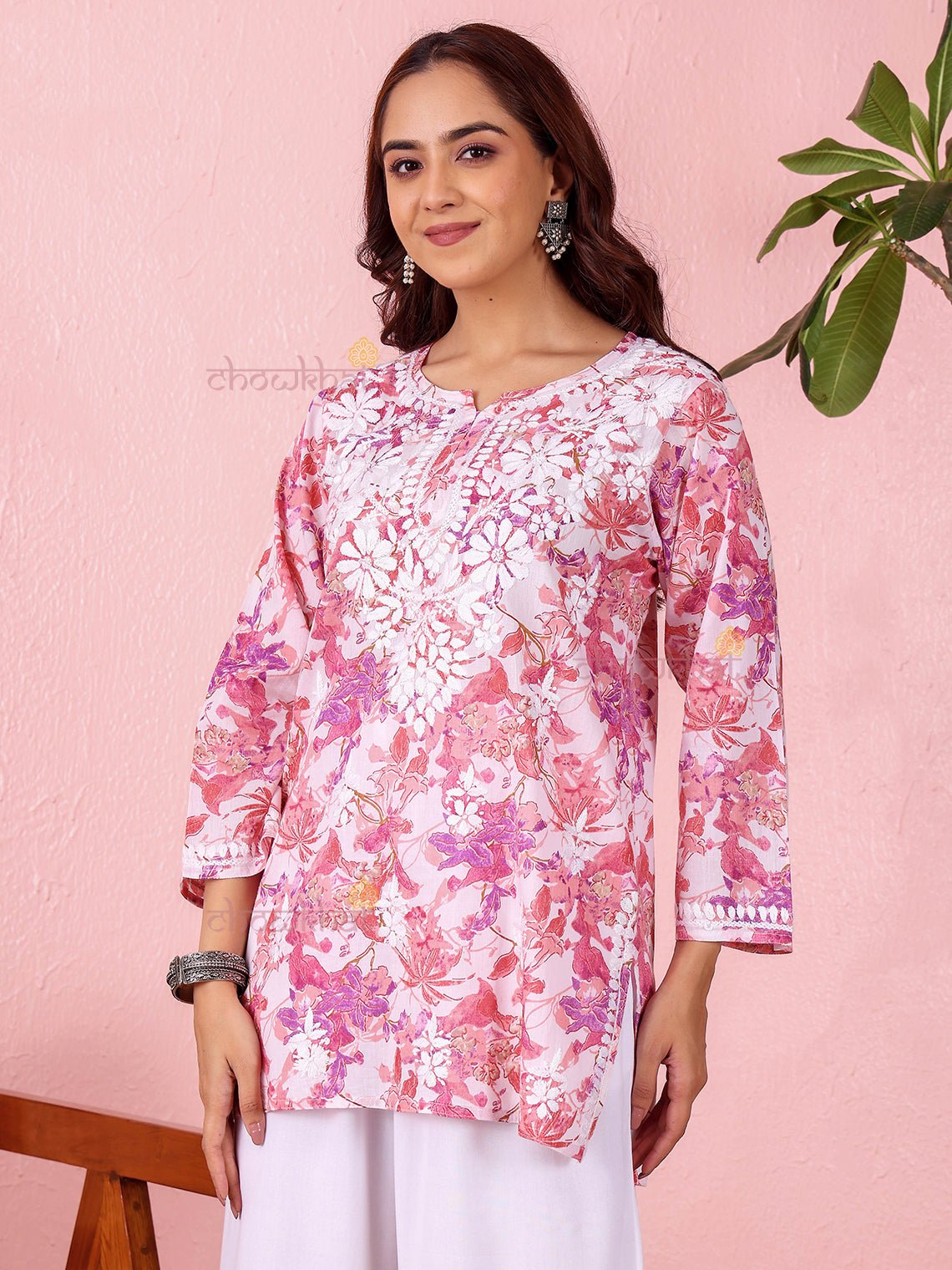 Sara Mul Cotton Straight Short Chikankari Kurti - Chowkhat Lifestyle