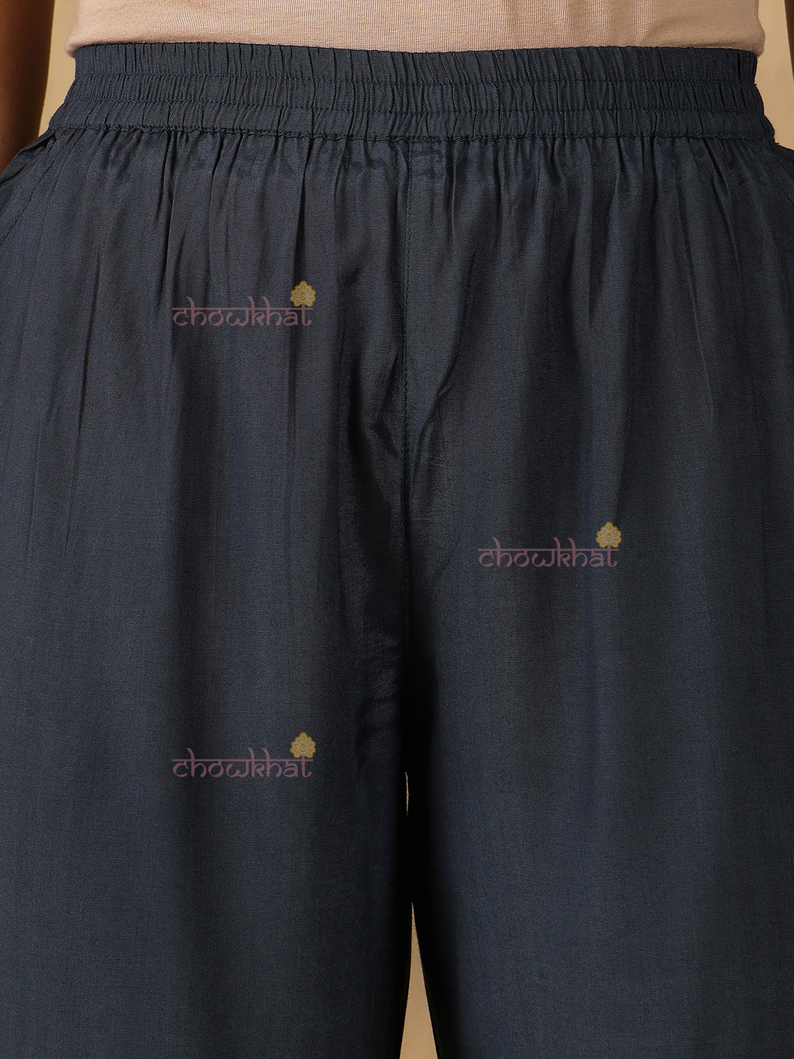 Aish Velvet Handwork Kurta & Pants Set