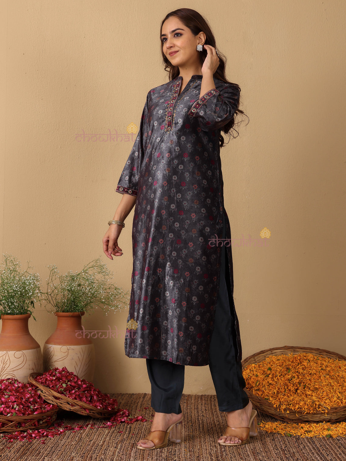Aish Velvet Handwork Kurta & Pants Set
