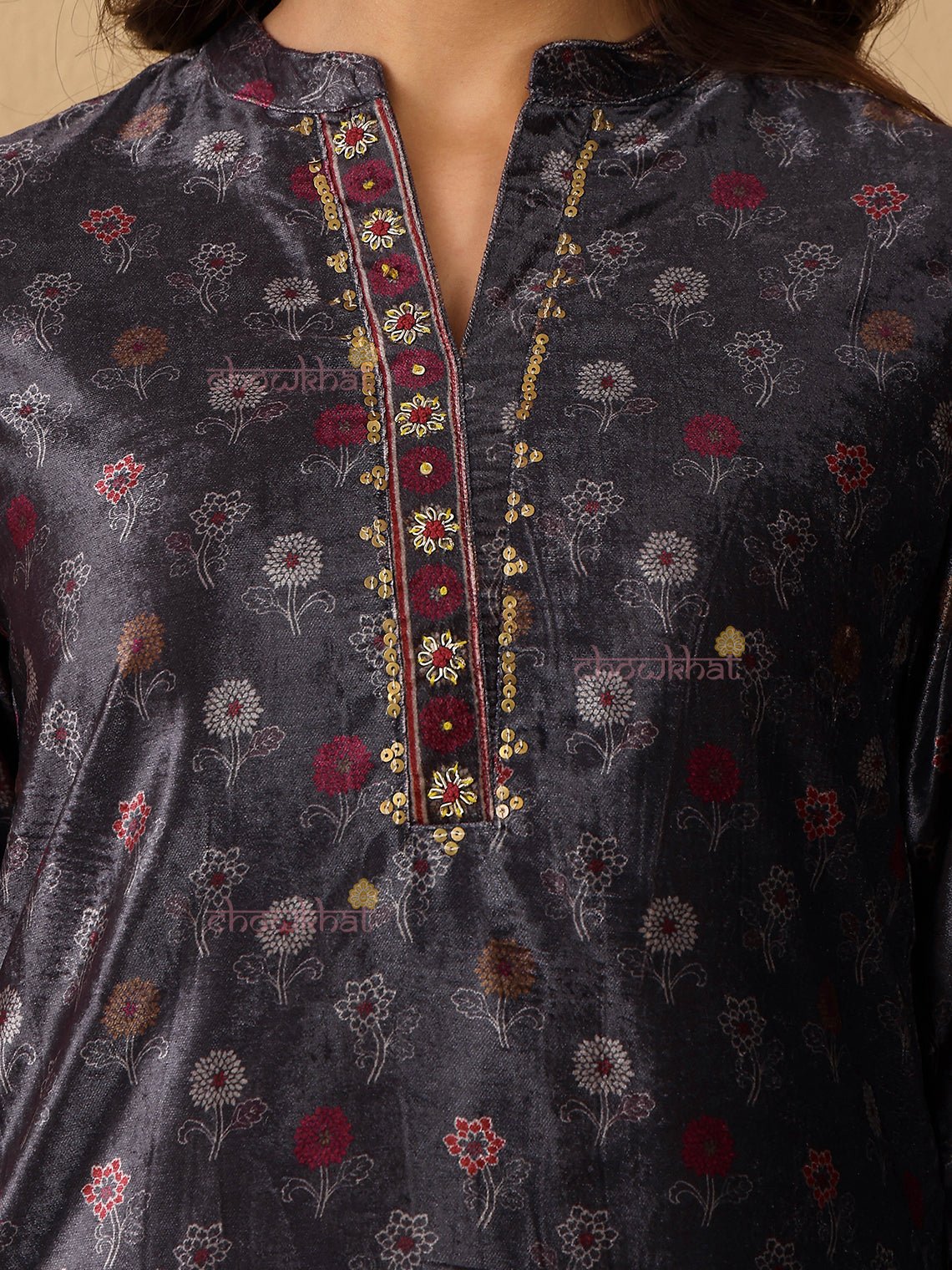 Aish Velvet Handwork Kurta & Pants Set - Chowkhat Lifestyle