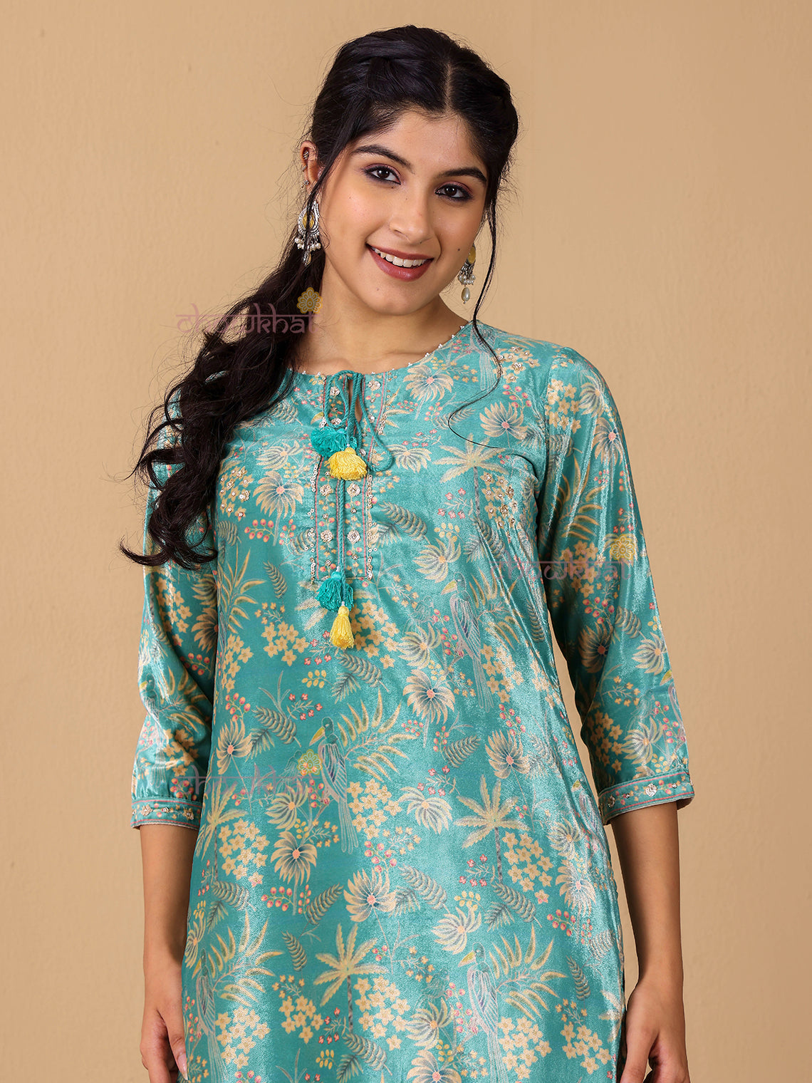 Nush Velvet Handwork Kurta & Pants Set