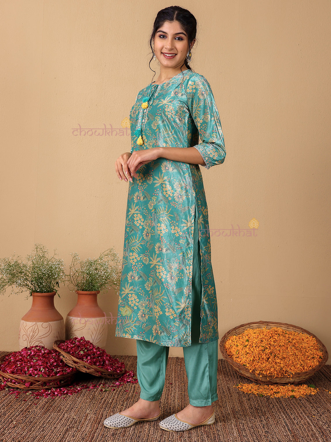 Nush Velvet Handwork Kurta & Pants Set