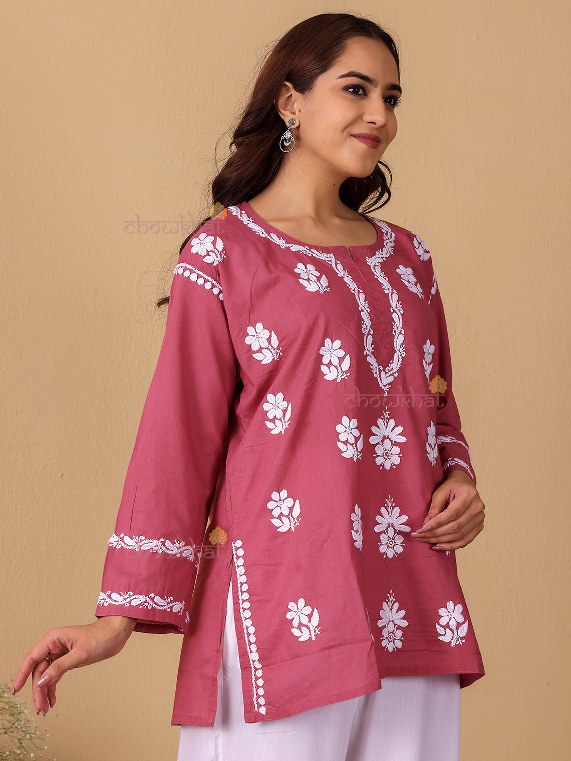 Raha Cotton Straight Short Chikankari Kurti