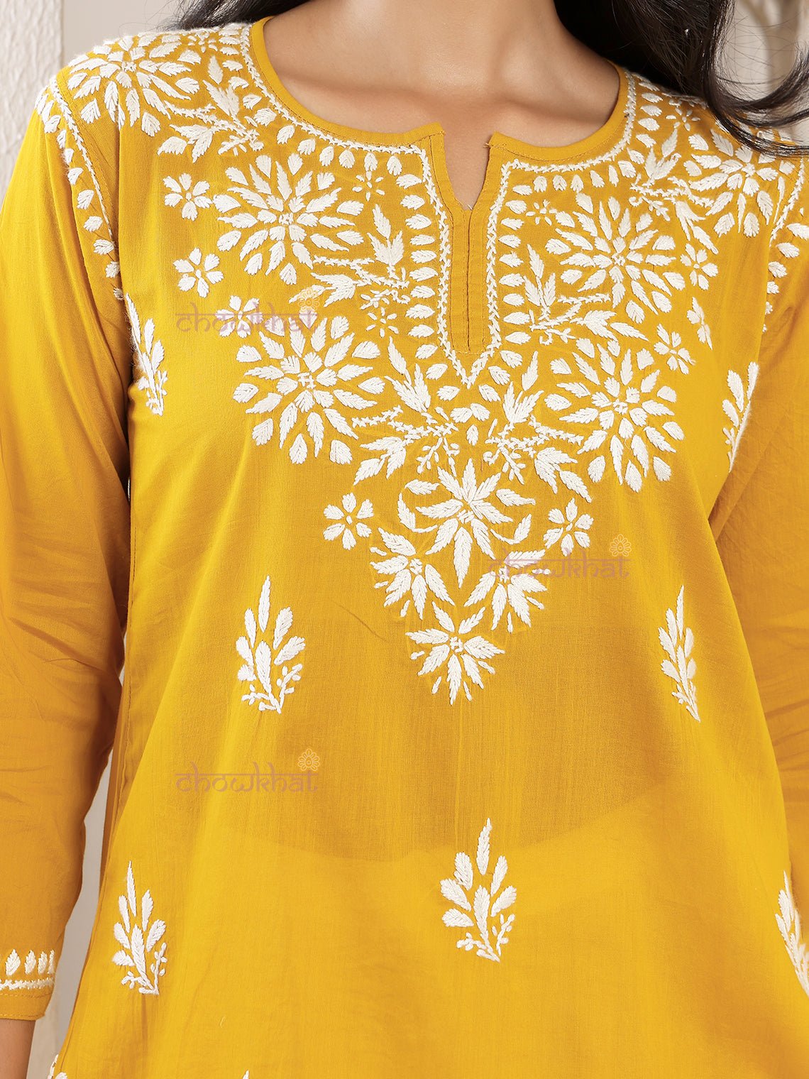 Dania Mul Cotton Short Straight Chikankari Kurti - Chowkhat Lifestyle