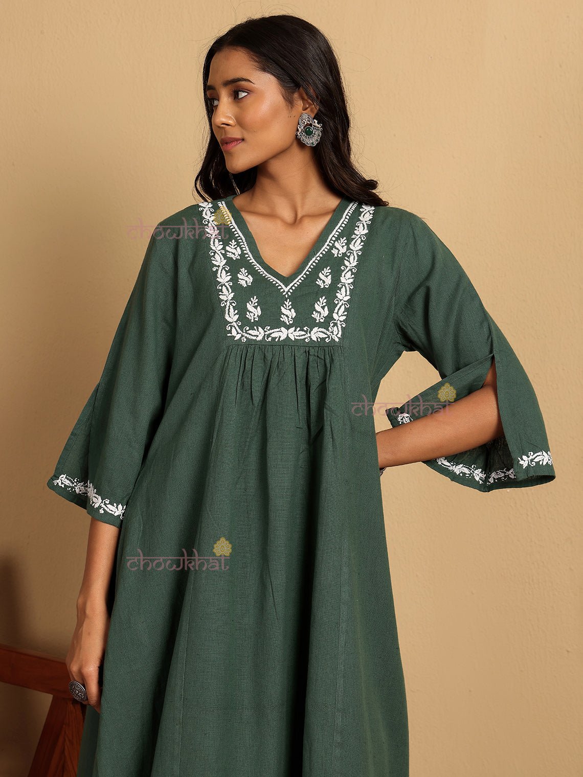 Aarvi Cotton Flex Hand Embroidered Chikankari Kurti & Palazzo Set - Chowkhat Lifestyle