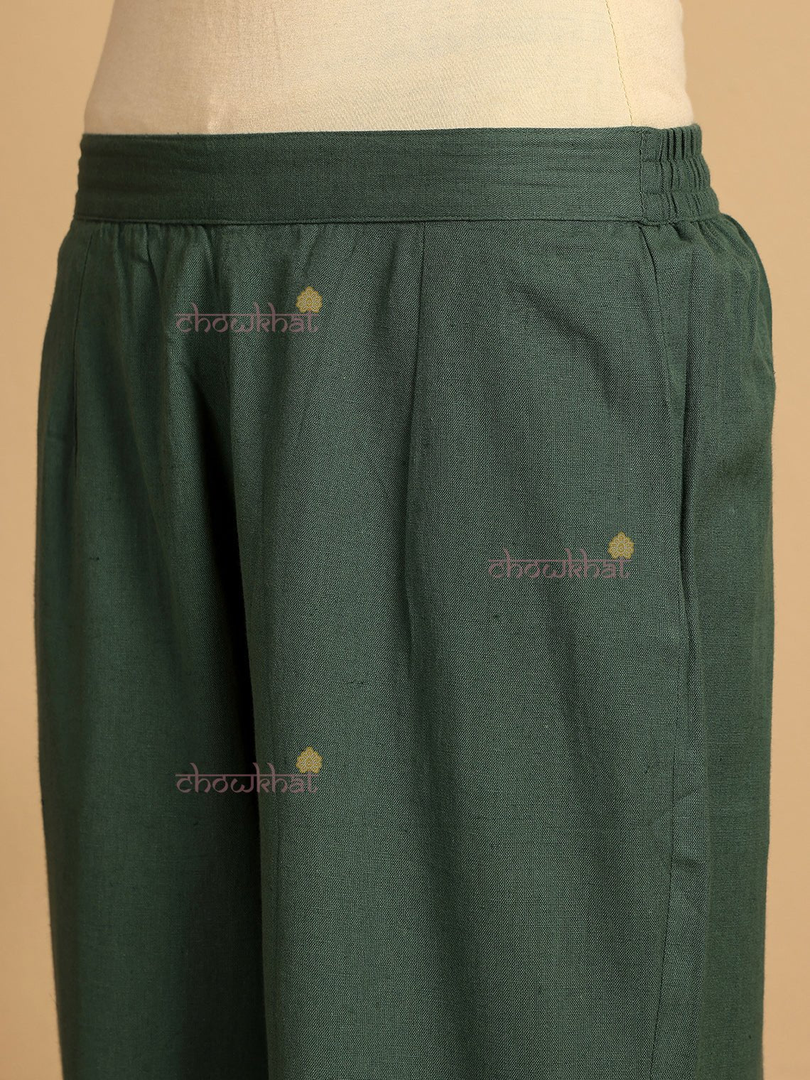 Aarvi Cotton Flex Hand Embroidered Chikankari Kurti & Palazzo Set - Chowkhat Lifestyle