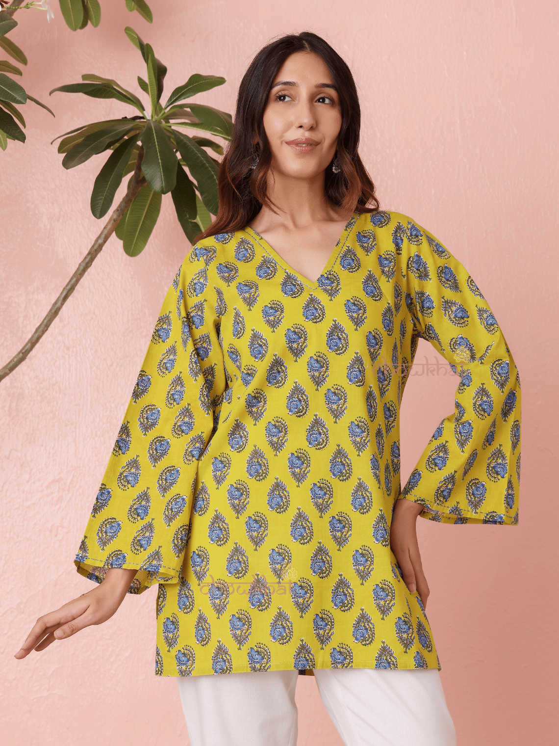 Tavi Short Hand Printed Cotton Kurti With Lace Detailing - Chowkhat Lifestyle