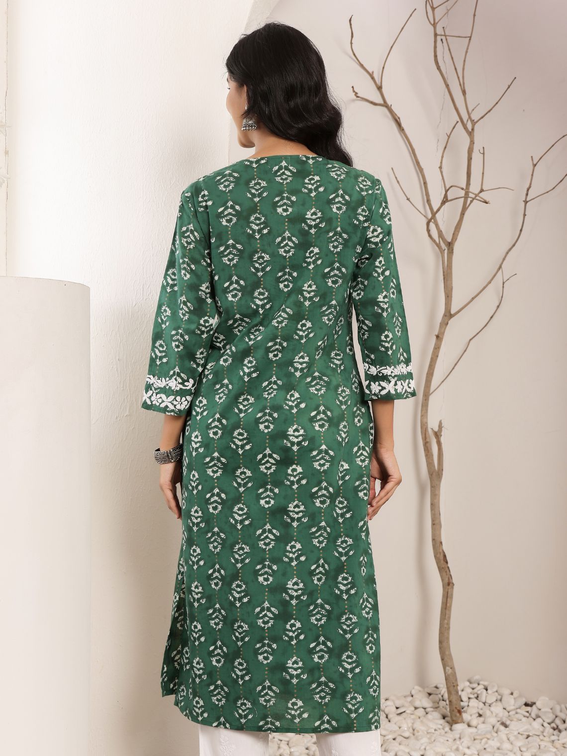 Jiya Hand Printed Cotton Kurti With Hand Embroidered Chikankari - Chowkhat Lifestyle