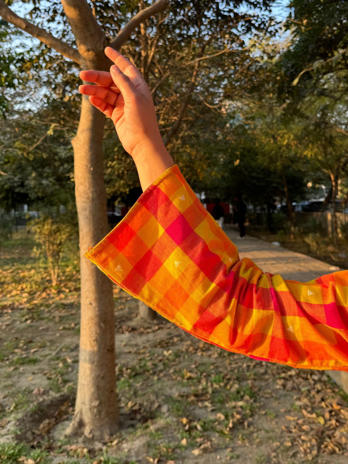 Katha Hand Embroidered Short Cotton Kurti - Chowkhat Lifestyle