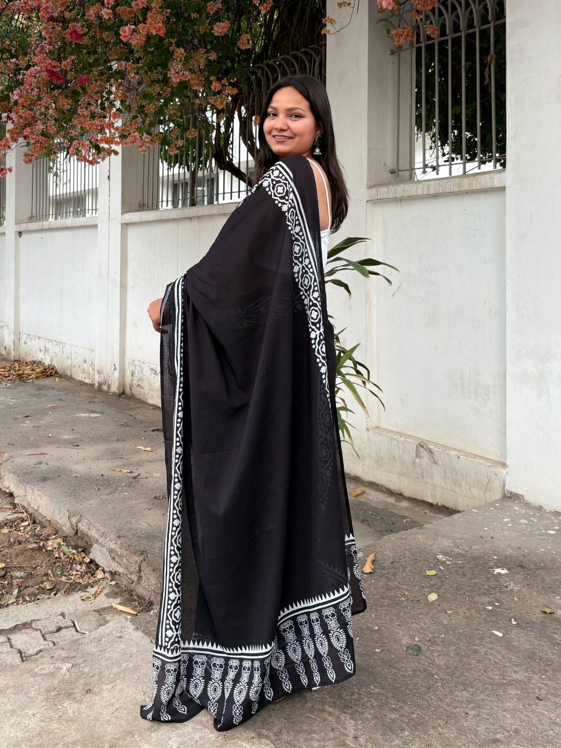 Koyal Pre- Draped Hand Printed Mul Cotton Saree