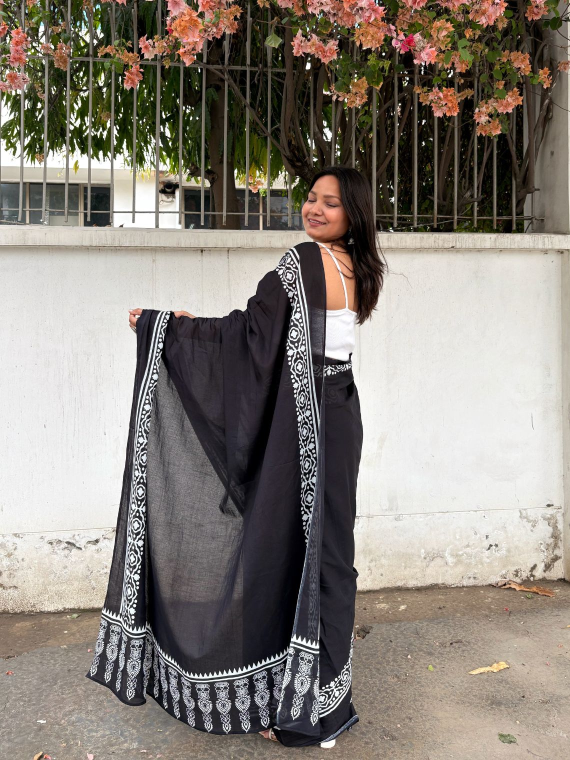 Koyal Pre- Draped Hand Printed Mul Cotton Saree
