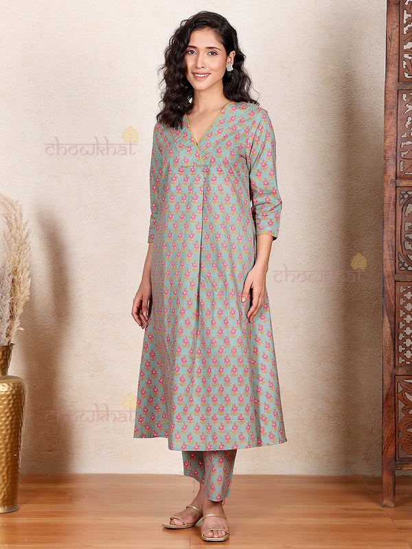 Laya Aline hand Printed Kurti & Pants Set with Handwork - Chowkhat Lifestyle