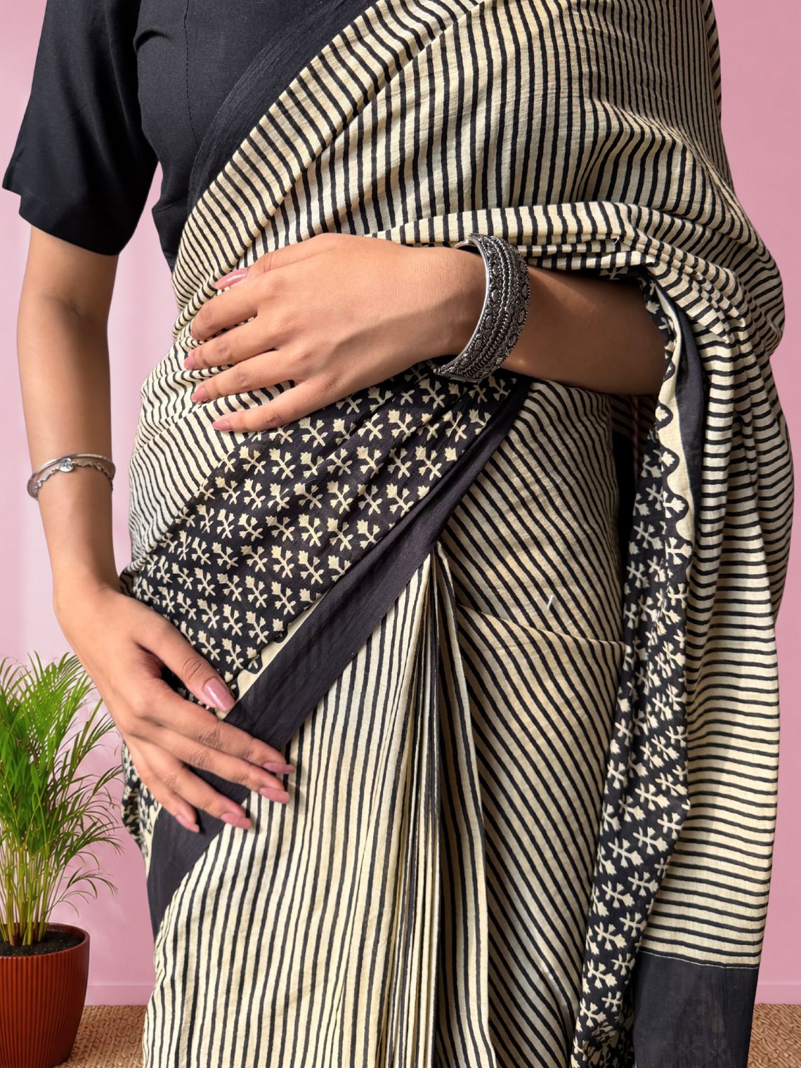 Reya Pre- Draped Hand Printed Mul Cotton Saree
