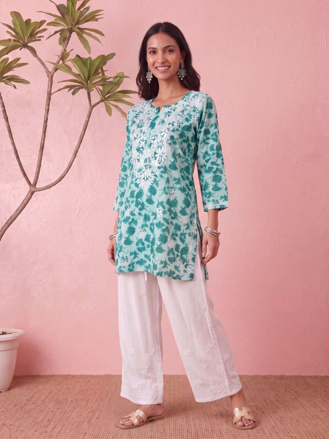 Diya Mul Cotton Short Handprinted Chikankari Kurti - Chowkhat Lifestyle