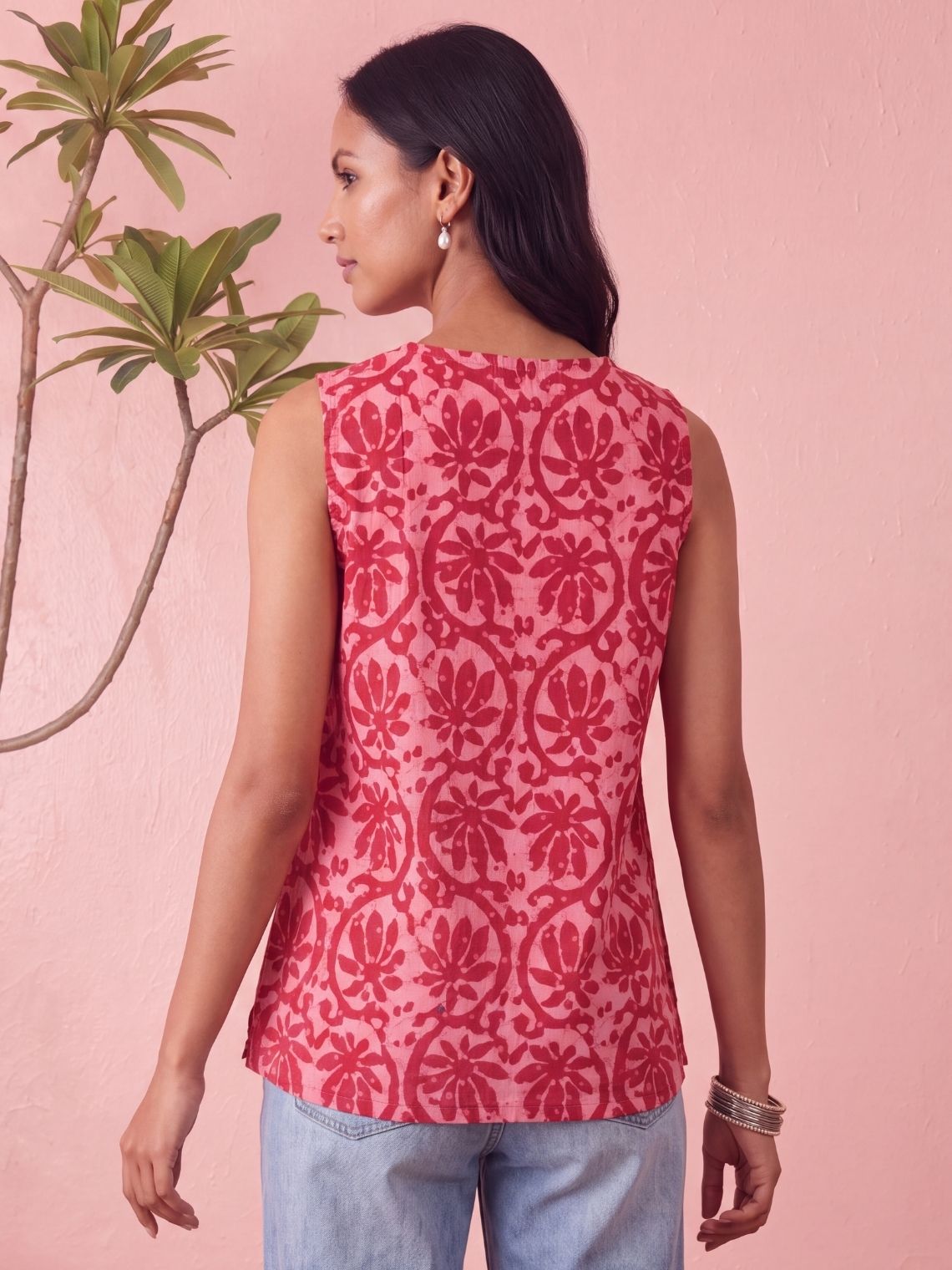 Fiza Handprinted Cotton Top with Blanket Stitch Detailing - Chowkhat Lifestyle