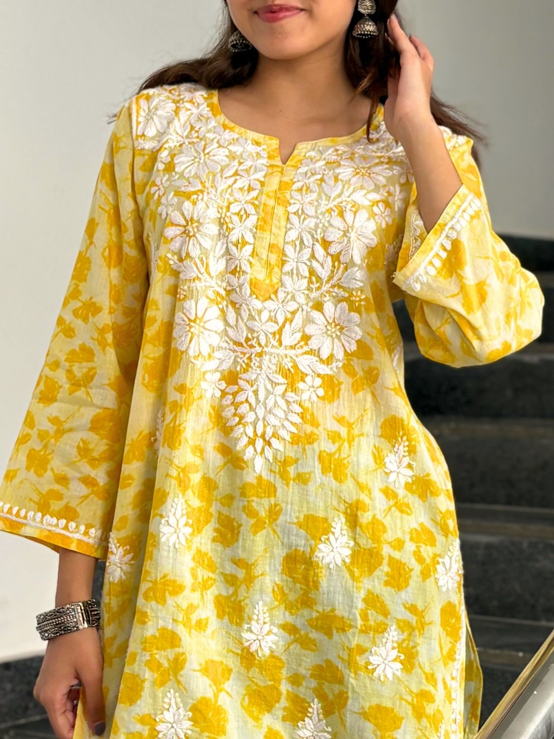 Diya Mul Cotton Short Handprinted Chikankari Kurti - Chowkhat Lifestyle