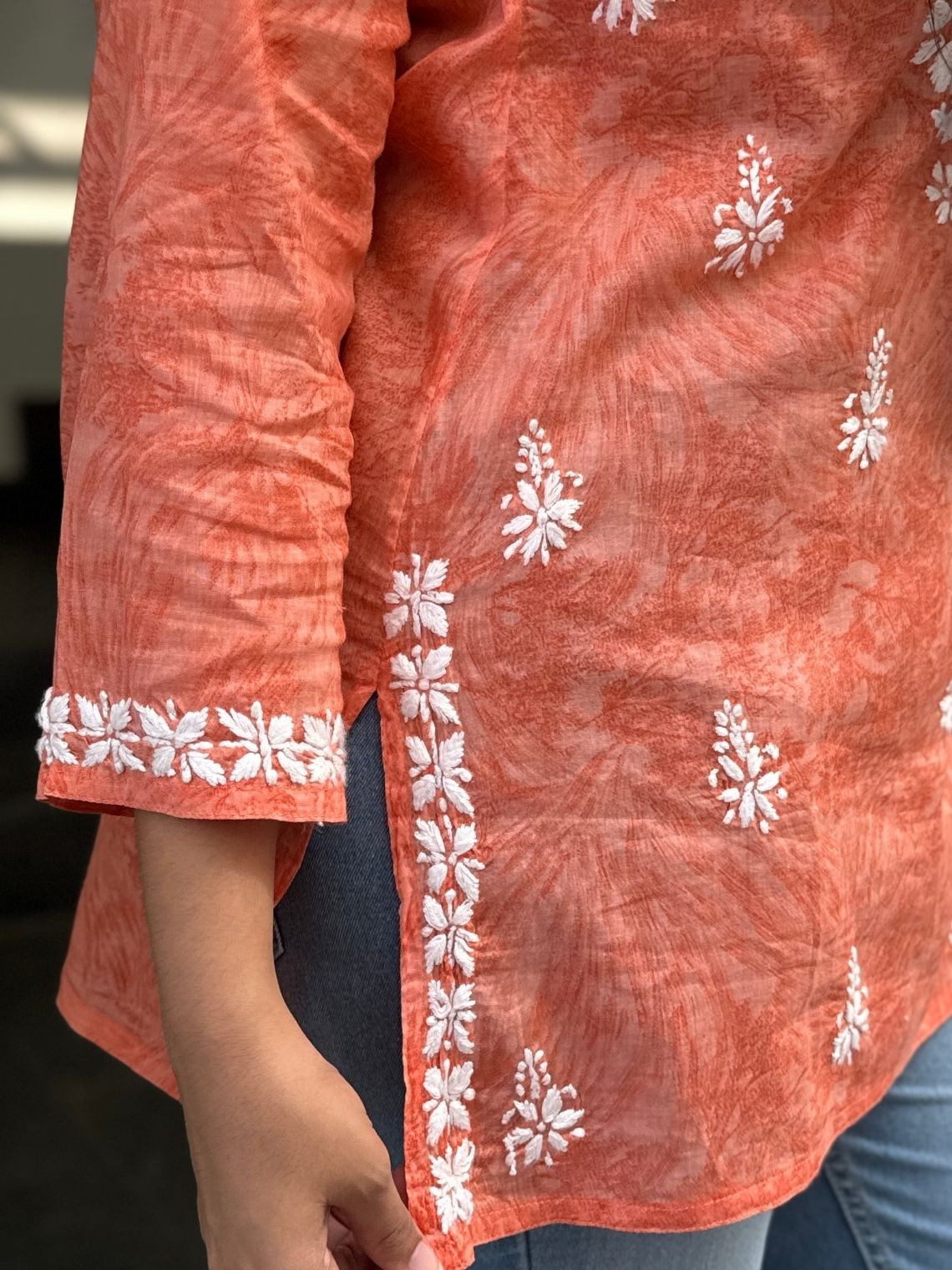 Yana Mul Cotton Short Handprinted Chikankari Kurti - Chowkhat Lifestyle