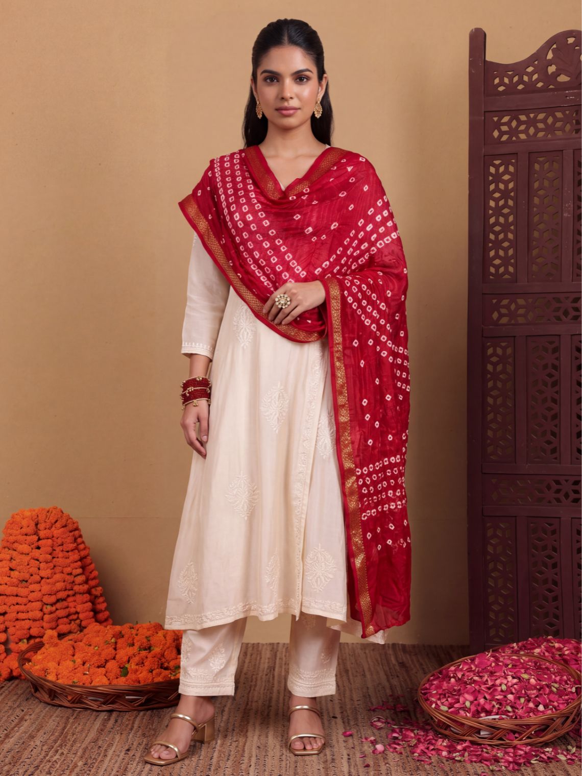 Vibha Bandhani Tapeta Dupatta - Chowkhat Lifestyle