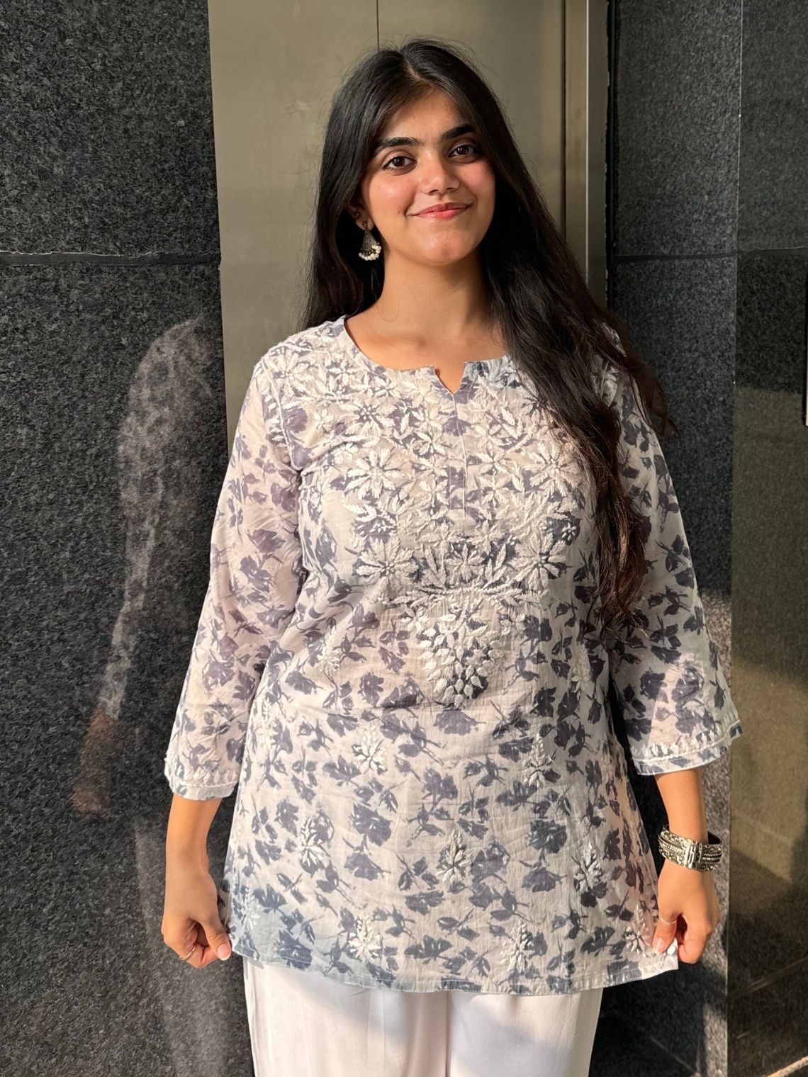Diya Mul Cotton Short Handprinted Chikankari Kurti - Chowkhat Lifestyle