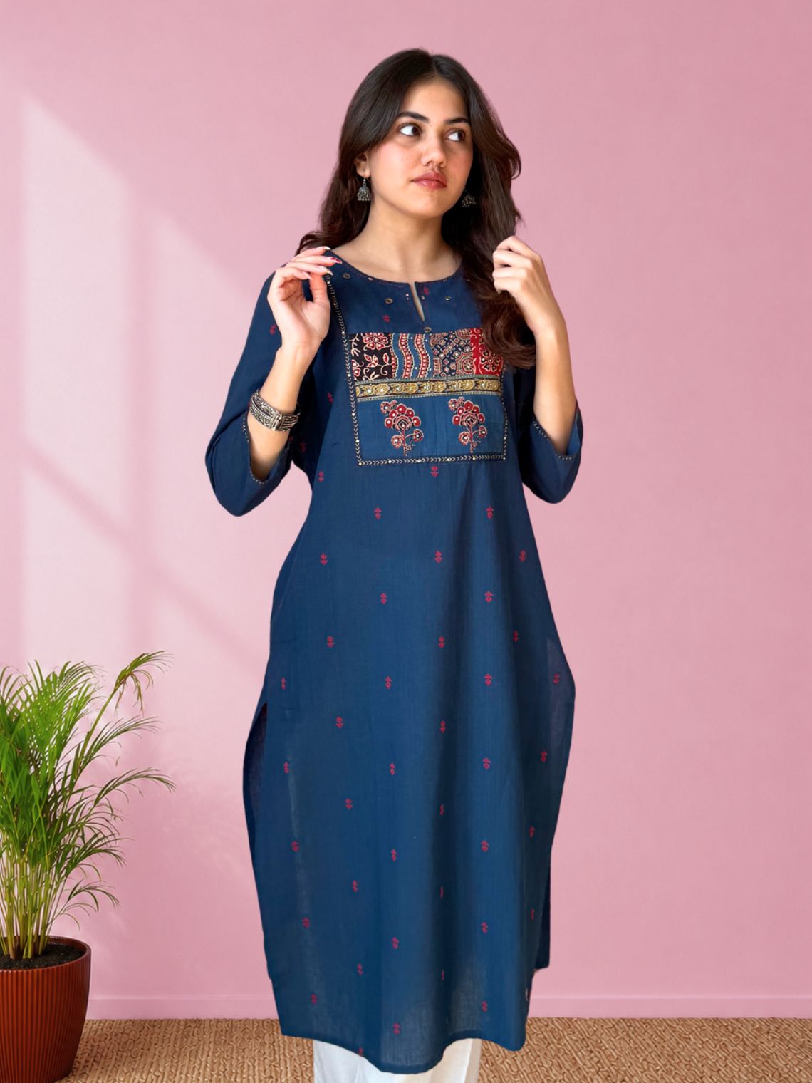 Saanjh Handloom Cotton Straight Kurti with Handwork - Chowkhat Lifestyle