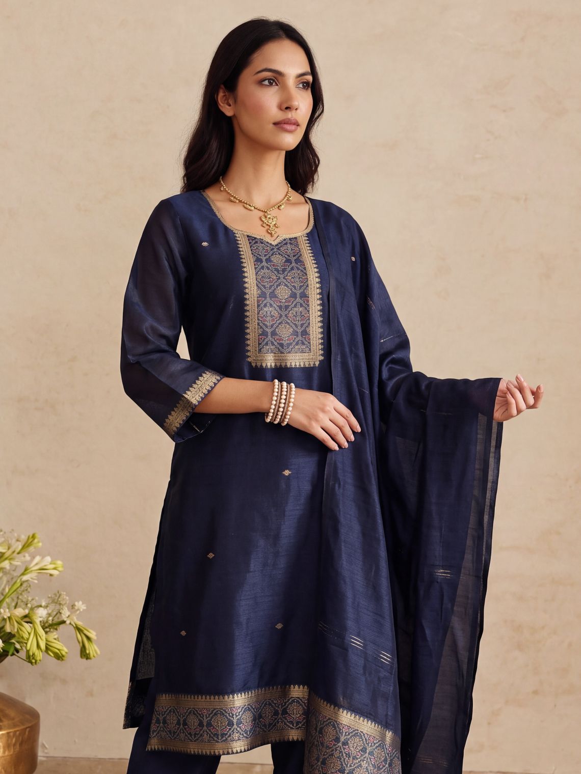 Vaani Jamdani Silk Kurta & Palazzo Suit Set with Dupatta - Chowkhat Lifestyle