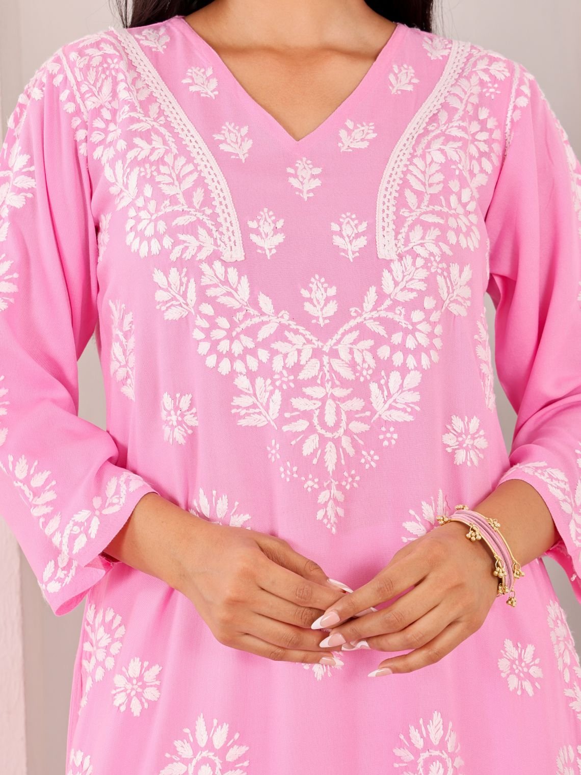 Navya Rayon Straight Chikankari Kurti with Lace Detailing - Chowkhat Lifestyle