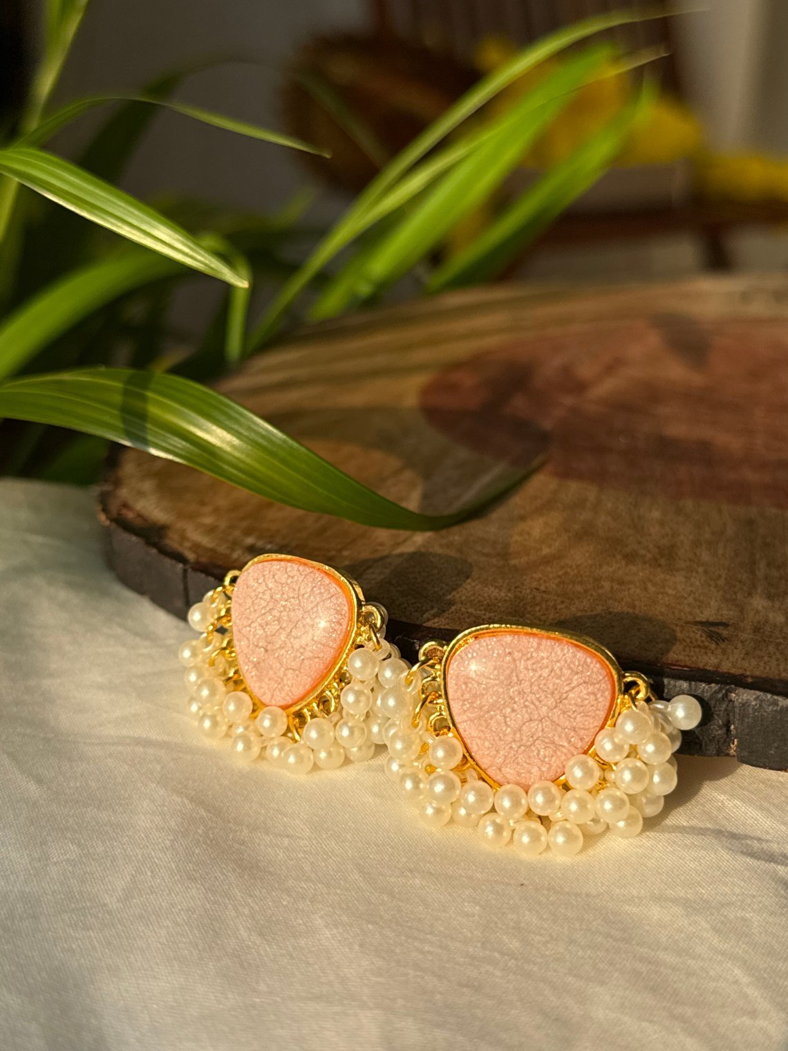 Peach Stud Pearl Earrings - Chowkhat Lifestyle