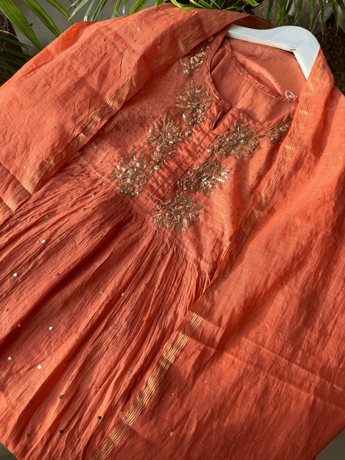 Kanak Mul Chanderi Semi Stitched Suit set with Mukaish Work - Chowkhat Lifestyle