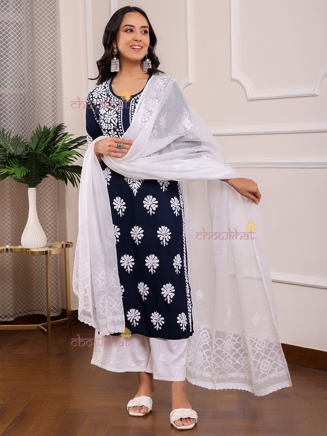 Heena Kota Doria Chikankari Dupatta - Chowkhat Lifestyle