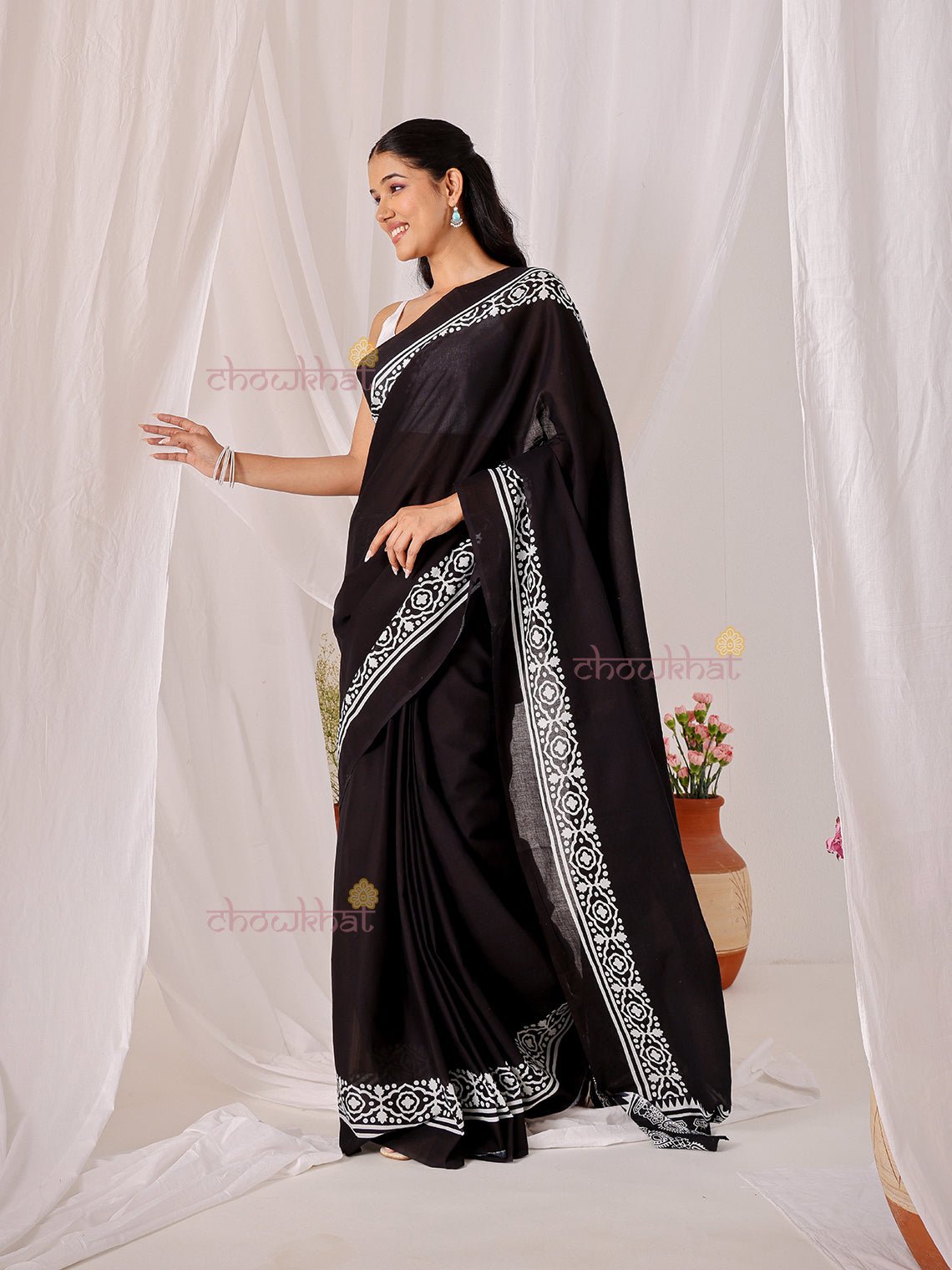 Koyal Pre - Draped Hand Printed Mul Cotton Saree - Chowkhat Lifestyle