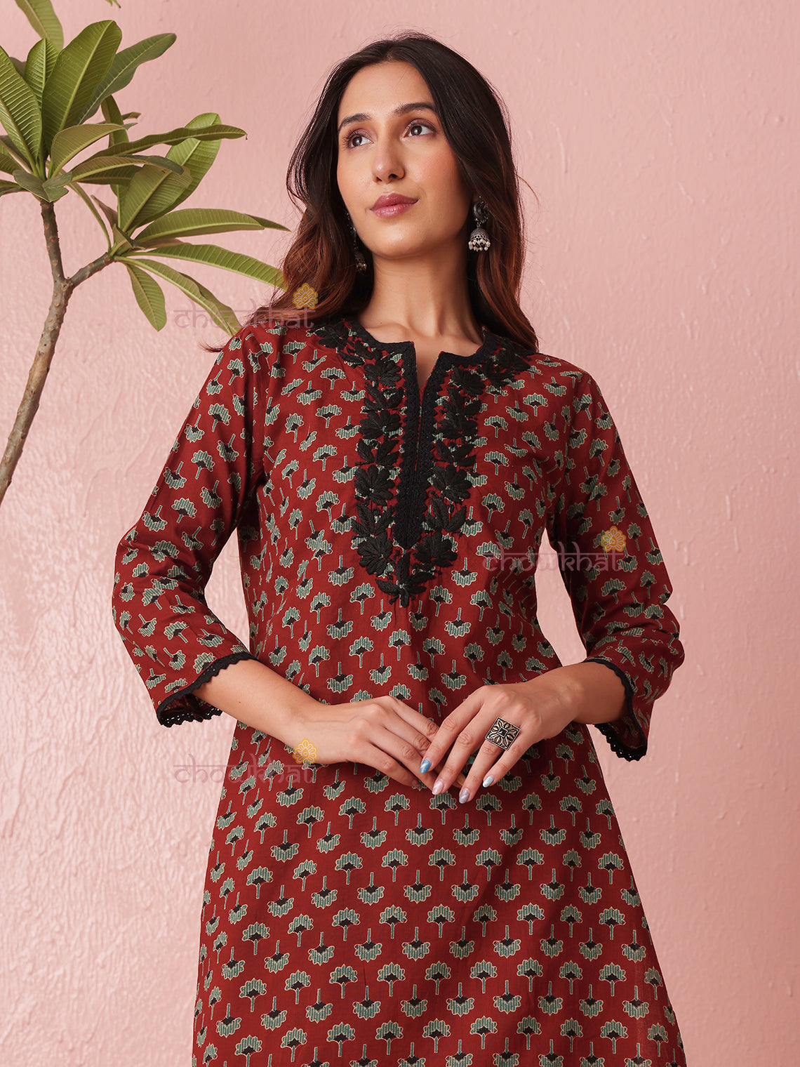 Reet Cotton Straight Hand Embroidered Chikankari Kurti with Lace Detailing