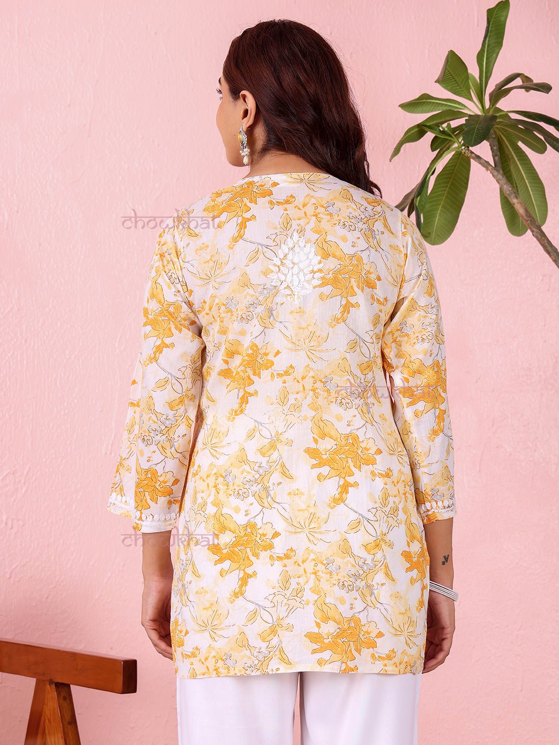 Sara Mul Cotton Straight Short Chikankari Kurti - Chowkhat Lifestyle