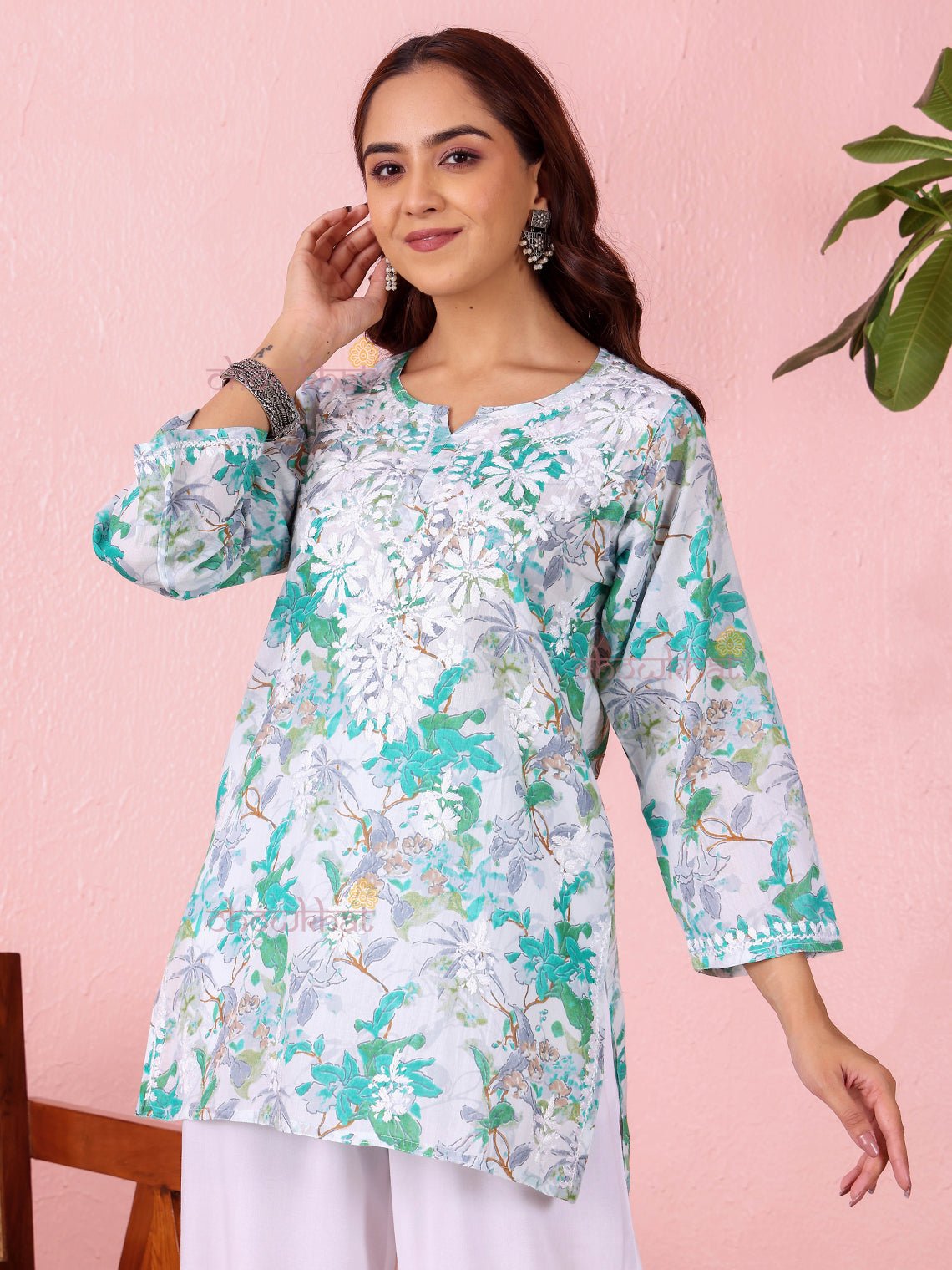 Sara Mul Cotton Straight Short Chikankari Kurti - Chowkhat Lifestyle
