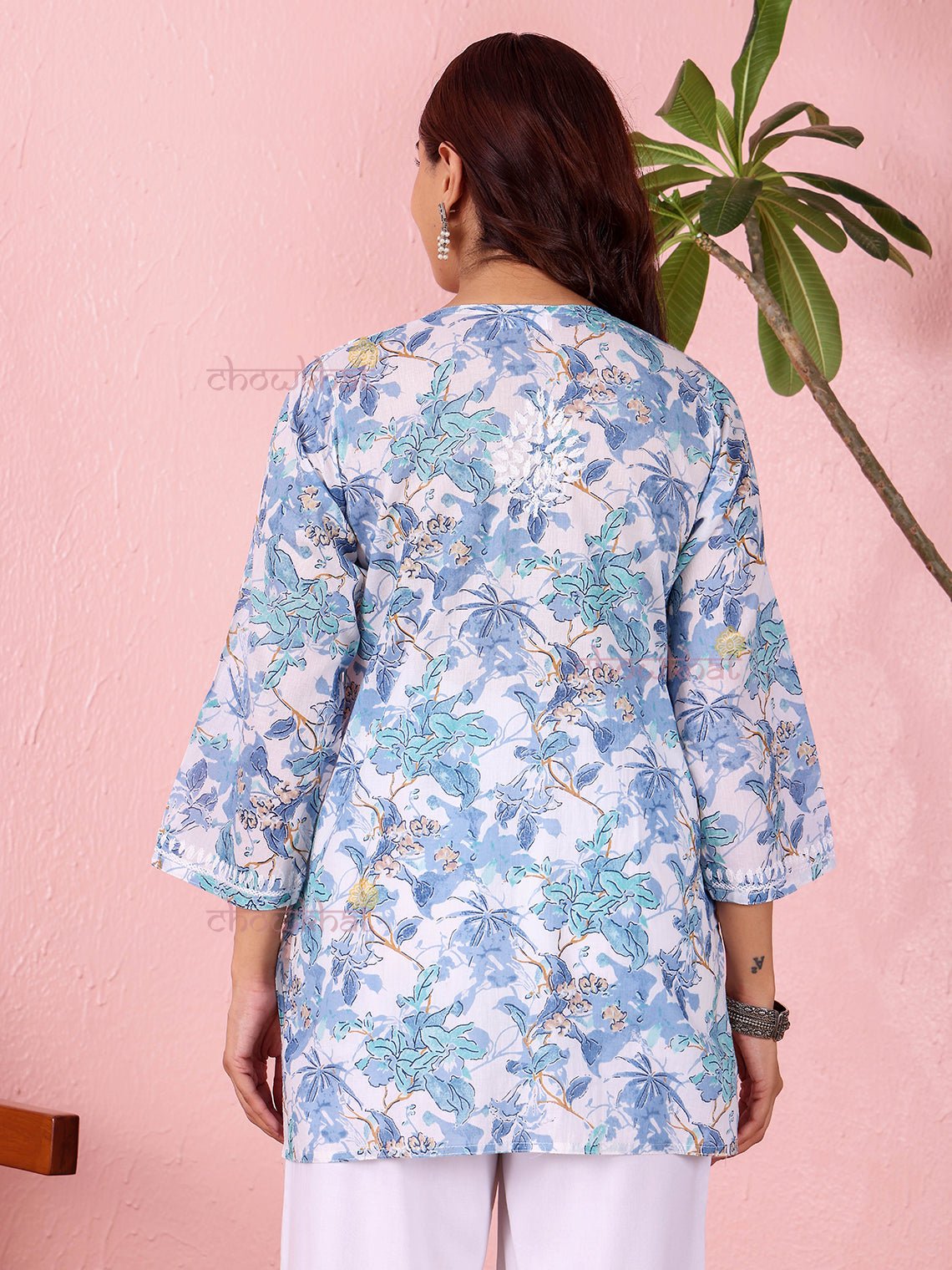 Sara Mul Cotton Straight Short Chikankari Kurti - Chowkhat Lifestyle