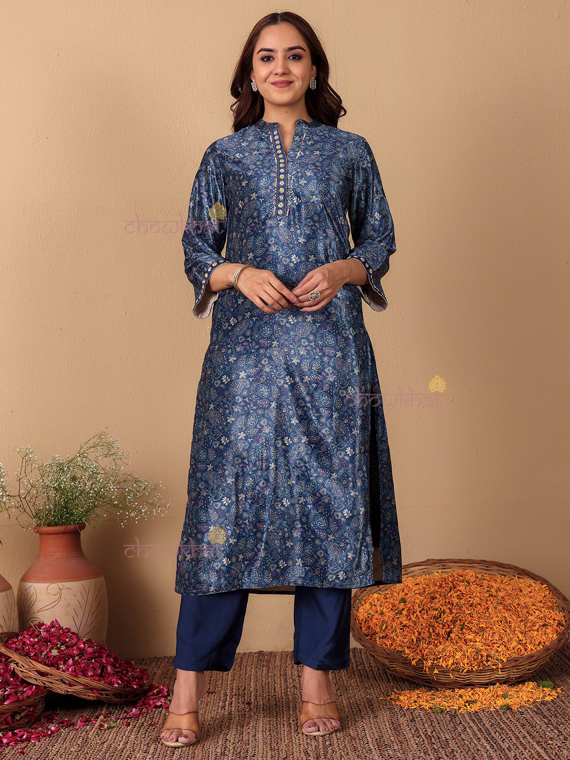 Aish Velvet Handwork Kurta & Pants Set