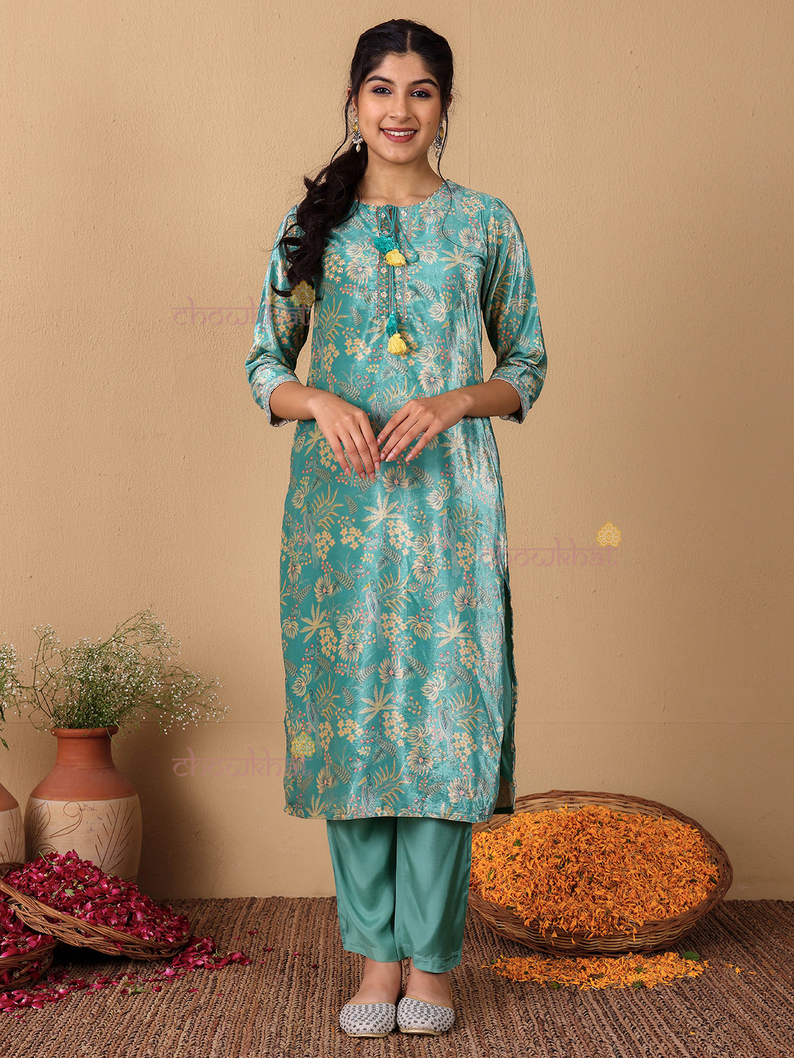 Nush Velvet Handwork Kurta & Pants Set